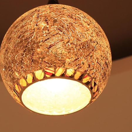 Hotel Viraj Residency Bhudzs Kültér fotó